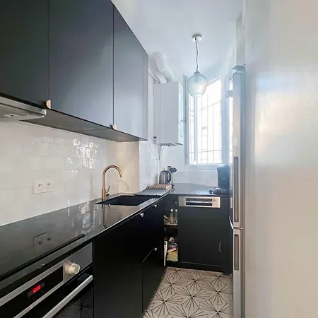 Apartamento Renewed And Well-decorated In 12th *